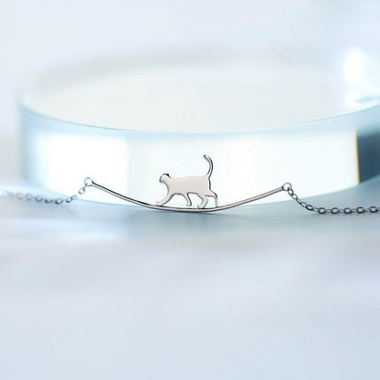 Collier pendentif chat marchant en argent 925