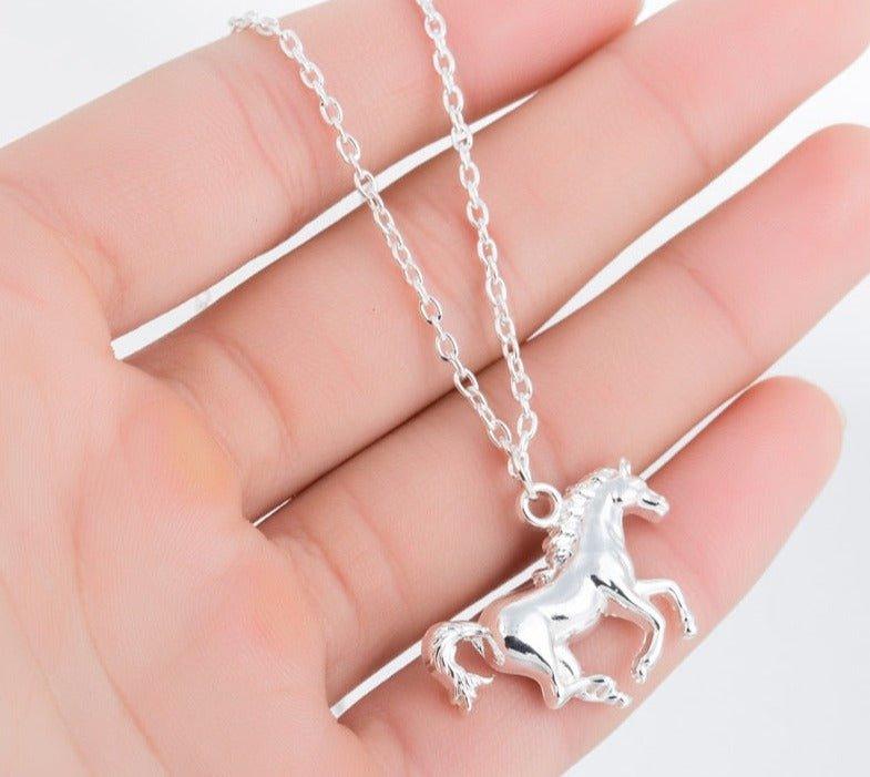 Collier pendentif cheval en relief plaqué argent / or - MonPendentif