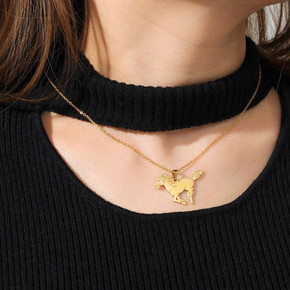 Collier pendentif cheval plat plaqué or / argent