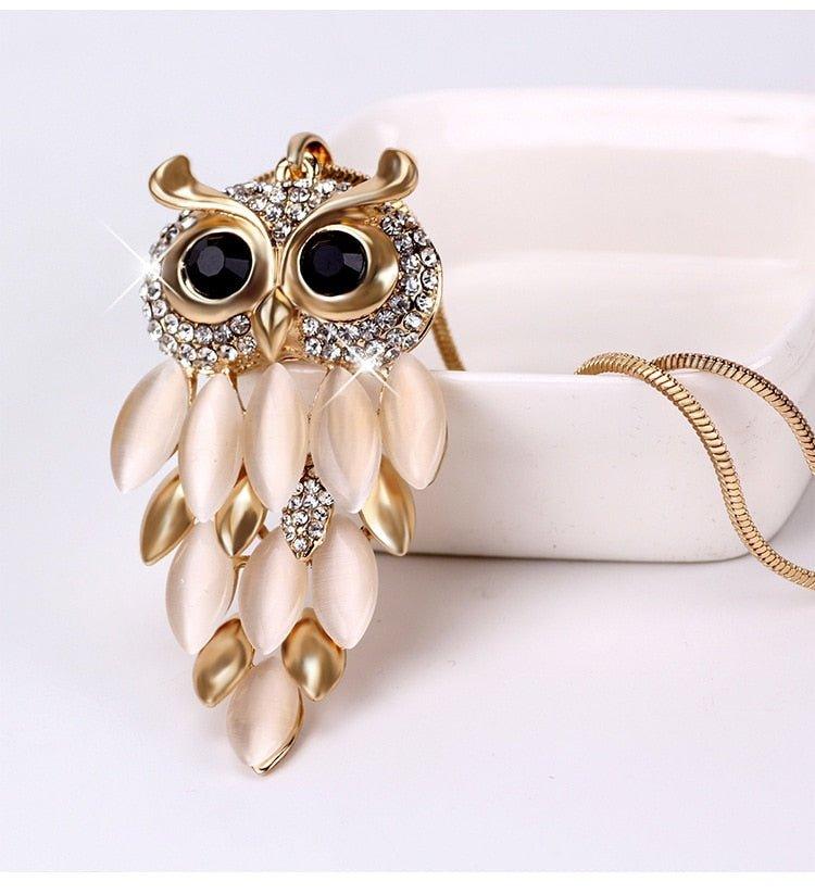 Collier pendentif chouette robe de cristal plaqué argent