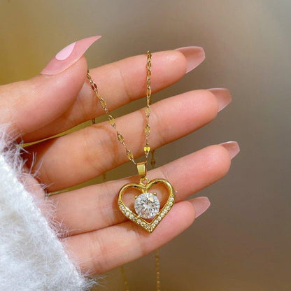 Collier pendentif coeur avec diamant plaqué or