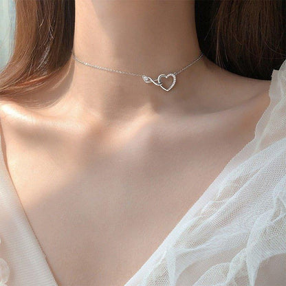 Collier pendentif coeur et infini plaqué argent