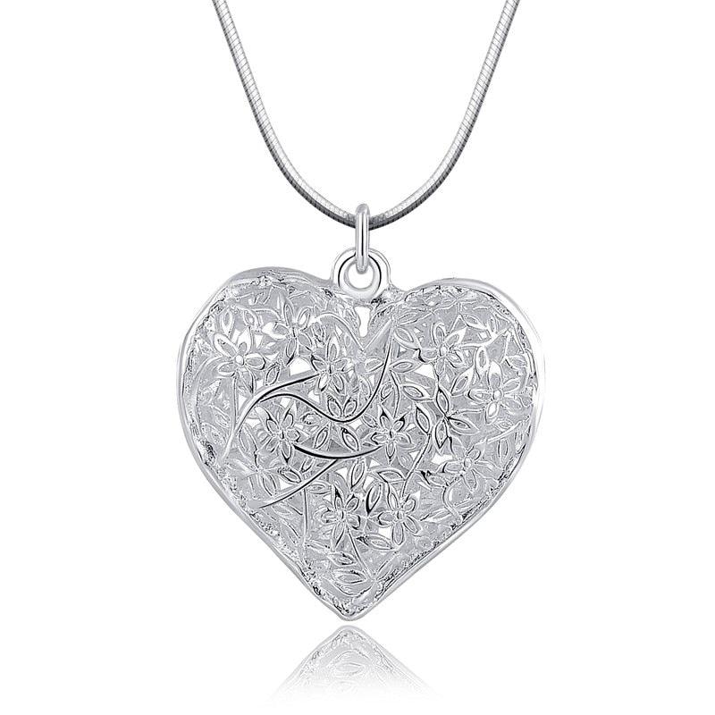 Collier pendentif coeur sculpté en argent 925
