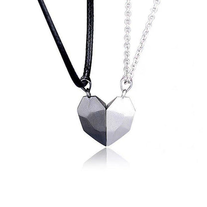 Collier pendentif coeur séparable aimanté