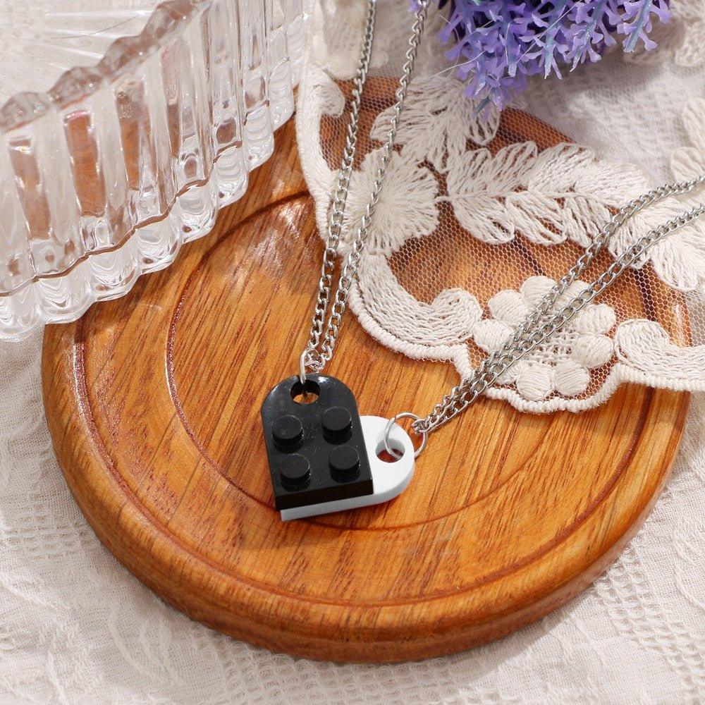 Collier pendentif coeur séparable légo