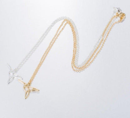 Collier pendentif colibri géométrique plaqué or / argent