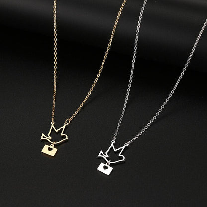 Collier pendentif colombe courrier d'amour plaqué or / argent