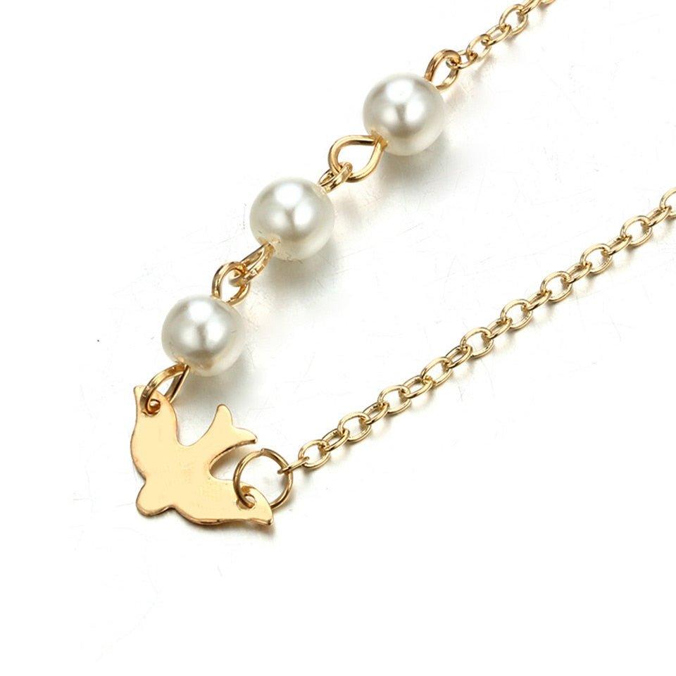 Collier pendentif colombe et perles ras le cou