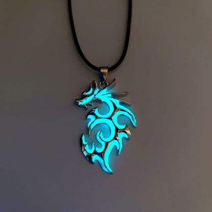 Collier pendentif dragon antique fluorescent - MonPendentif