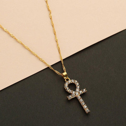 Collier pendentif égyptien petite croix amulette avec cristal plaqué or / argent - MonPendentif
