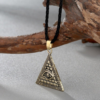 Collier pendentif égyptien pyramide oeil d'horus