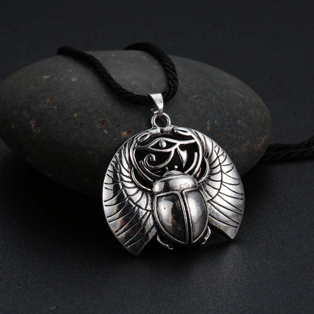 Collier pendentif égyptien scarabée plaqué argent / bronze - MonPendentif