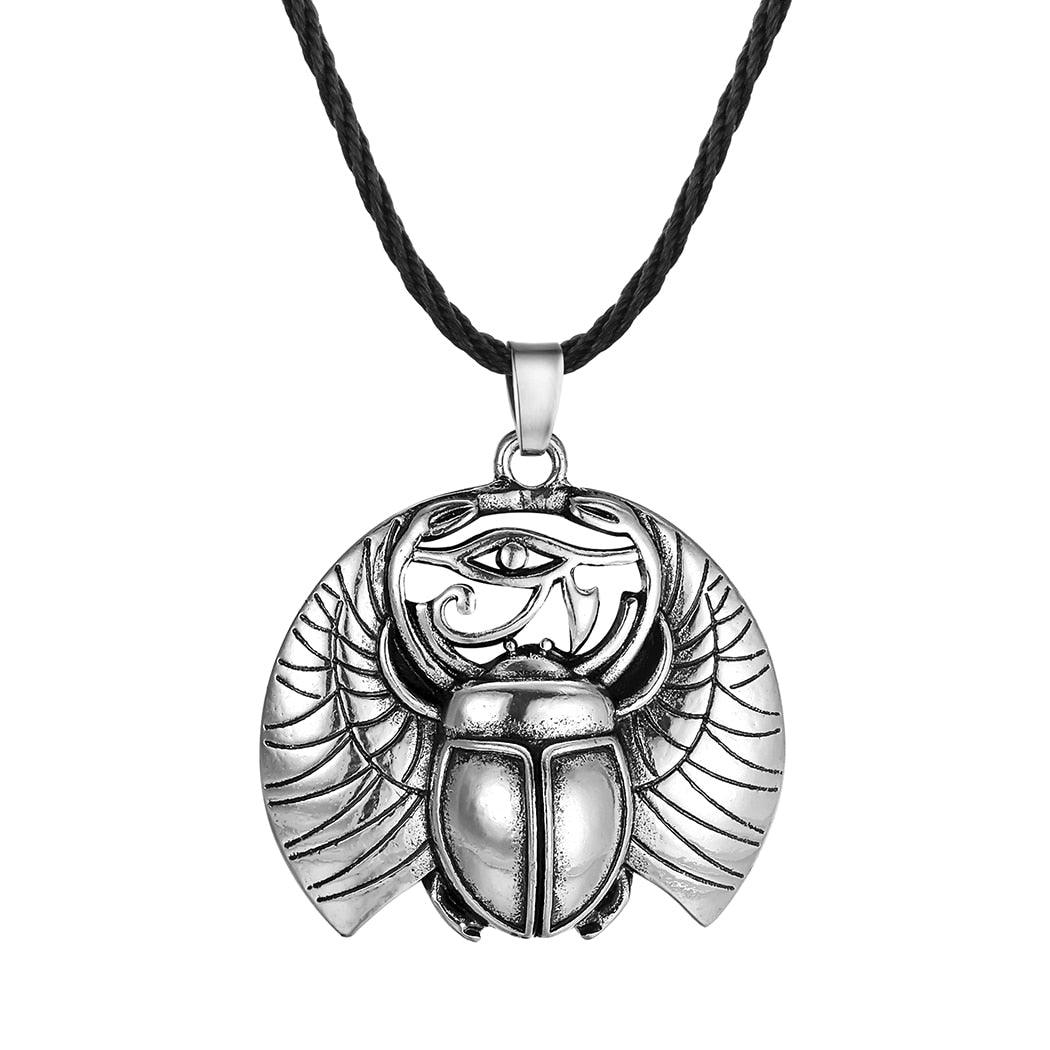 Collier pendentif égyptien scarabée plaqué argent / bronze