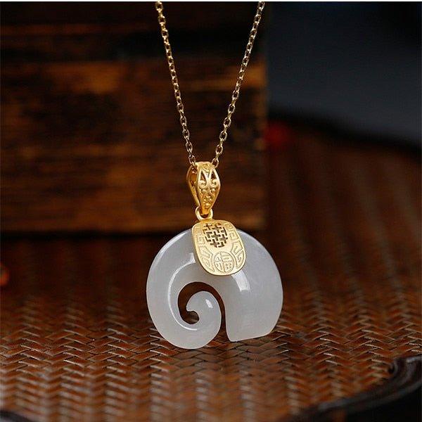 Collier pendentif éléphant Hetian plaqué or