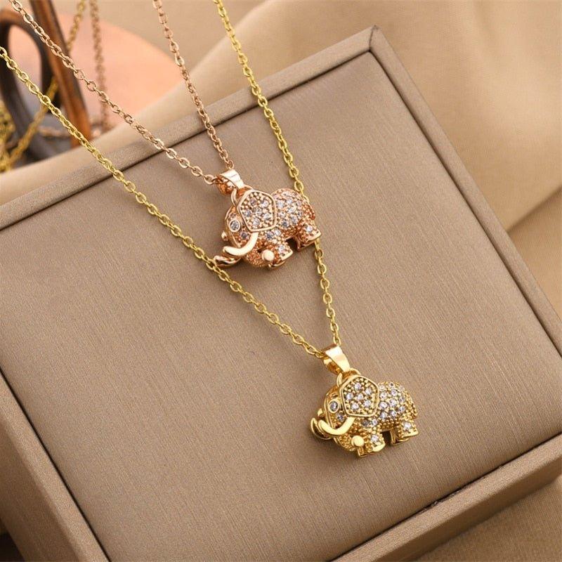 Collier pendentif éléphant relief strass plaqué or / or rose
