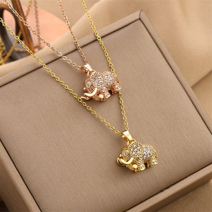 Collier pendentif éléphant relief strass plaqué or / or rose
