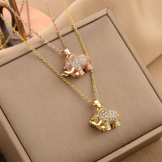 Collier pendentif éléphant relief strass plaqué or / or rose