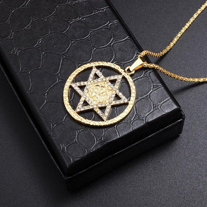 Collier pendentif étoile de David strass entourée d'un cercle