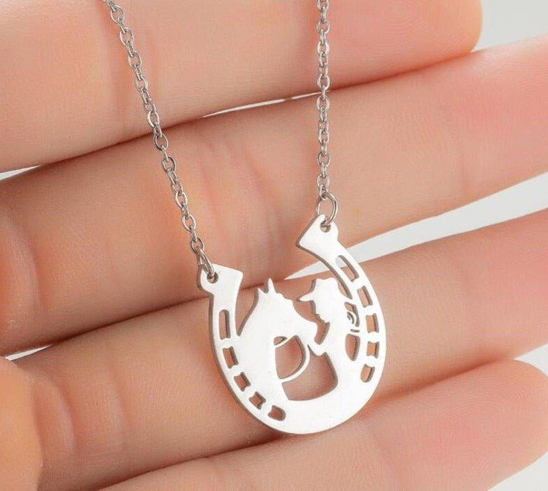 Collier pendentif fer à cheval plaqué argent