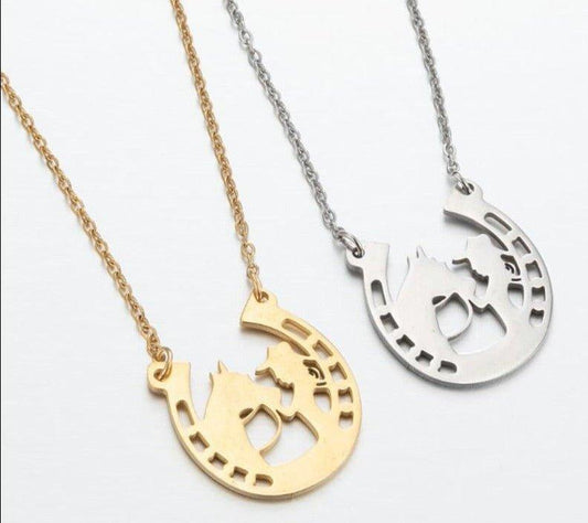 Collier pendentif fer à cheval plaqué argent
