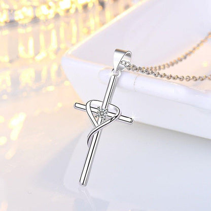 Collier pendentif fine croix porte bonheur avec strass en argent sterling 925