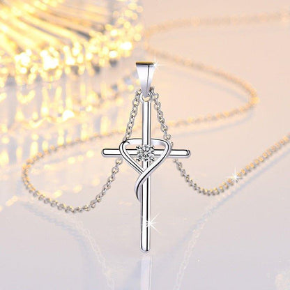 Collier pendentif fine croix porte bonheur avec strass en argent sterling 925