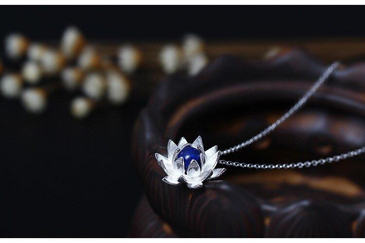 Collier pendentif fleur de lotus pierre lapis lazuli bleu argent 925