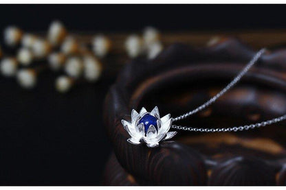 Collier pendentif fleur de lotus pierre lapis lazuli bleu argent 925