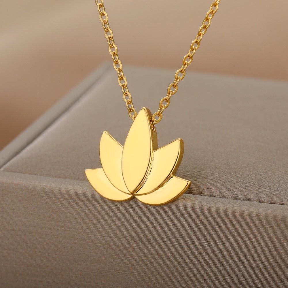 Collier pendentif fleur de lotus relief plein plaqué or / argent