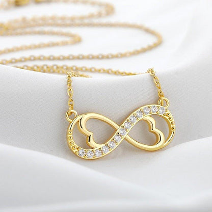 Collier pendentif infini coeur intérieur avec cristal plaqué or / or rose / argent