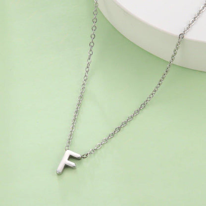 Collier pendentif lettre initiale solitaire - MonPendentif