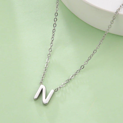 Collier pendentif lettre initiale solitaire - MonPendentif