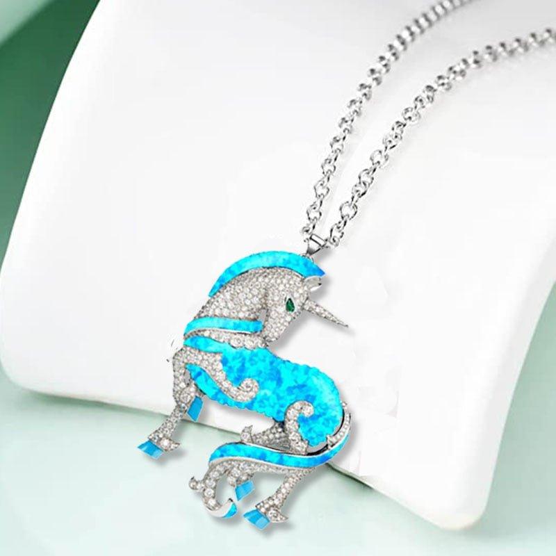 Collier pendentif licorne strass bleu et argenté
