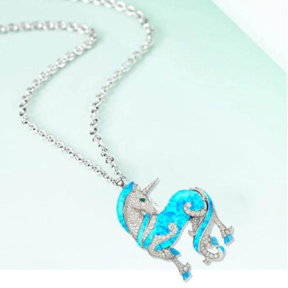 Collier pendentif licorne strass bleu et argenté