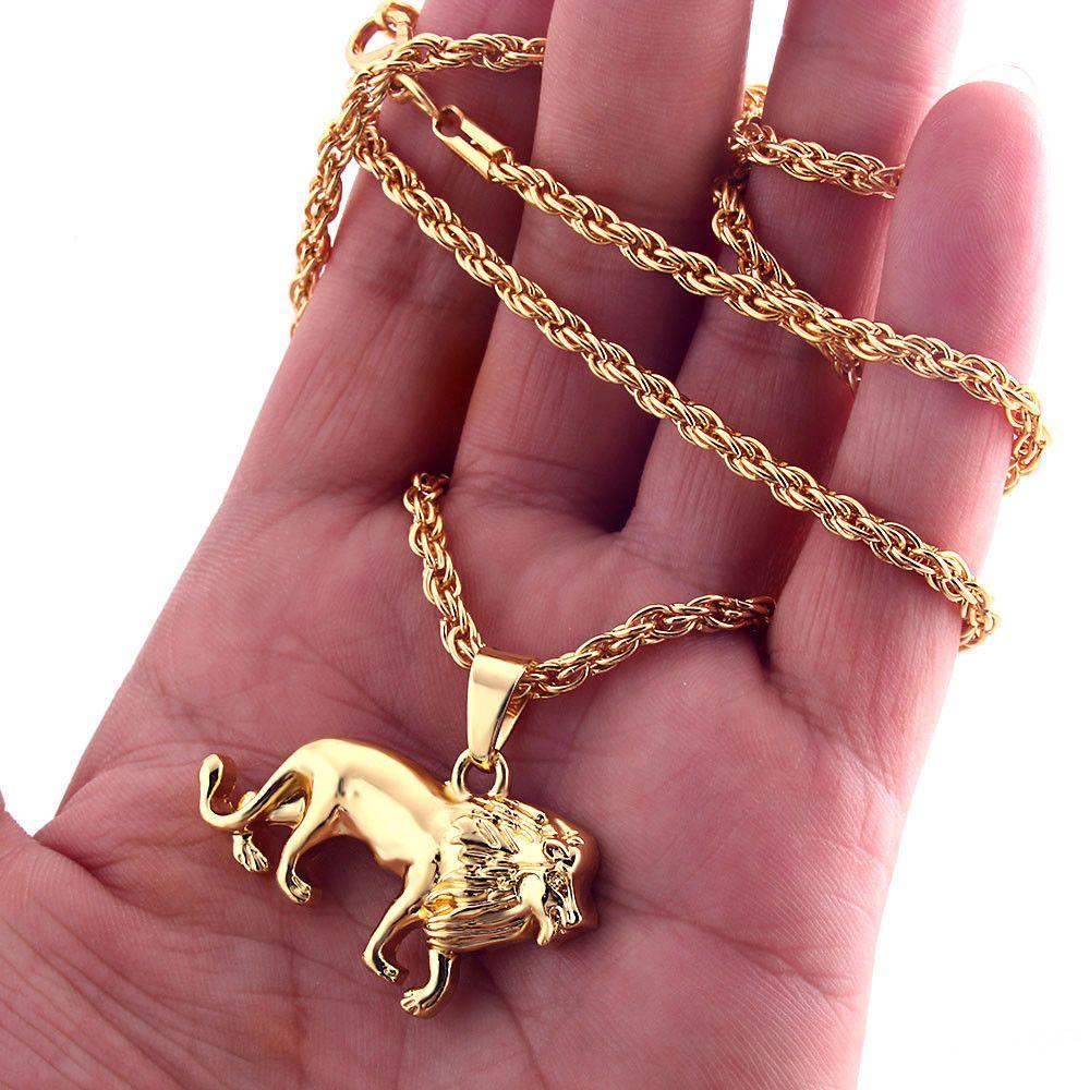 Collier pendentif lion longue chaine plaqué or