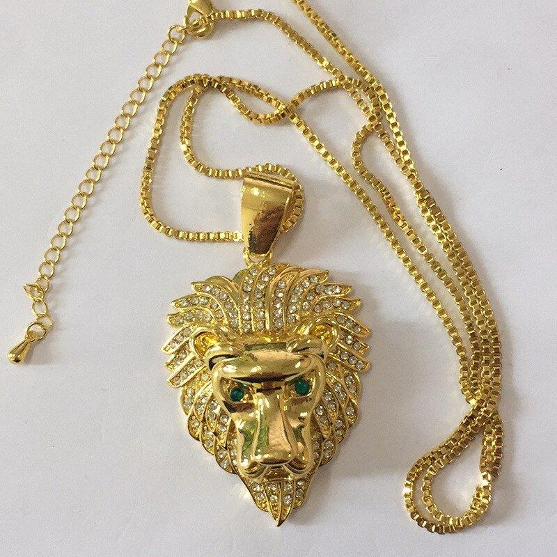 Collier pendentif lion tête strass