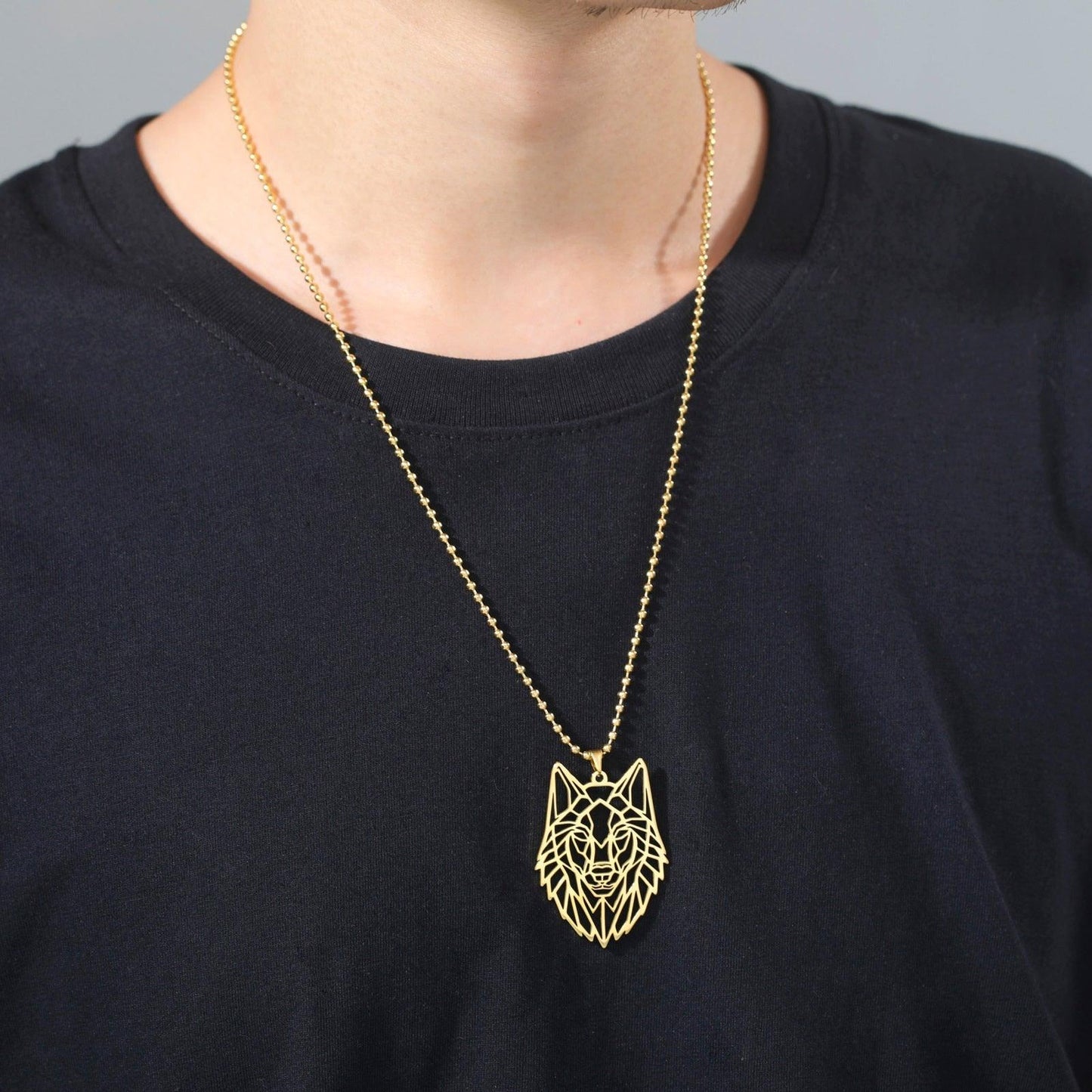 Collier pendentif loup plat plaqué or / argent