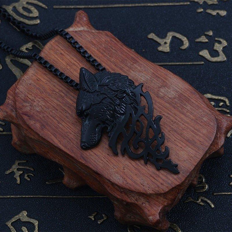 Collier pendentif loup tête plat