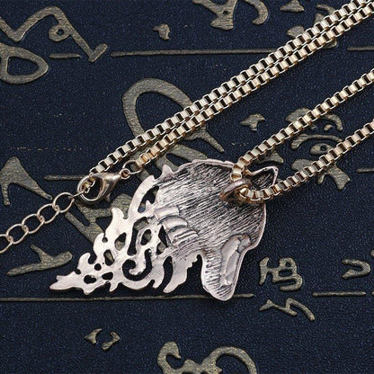 Collier pendentif loup tête plat