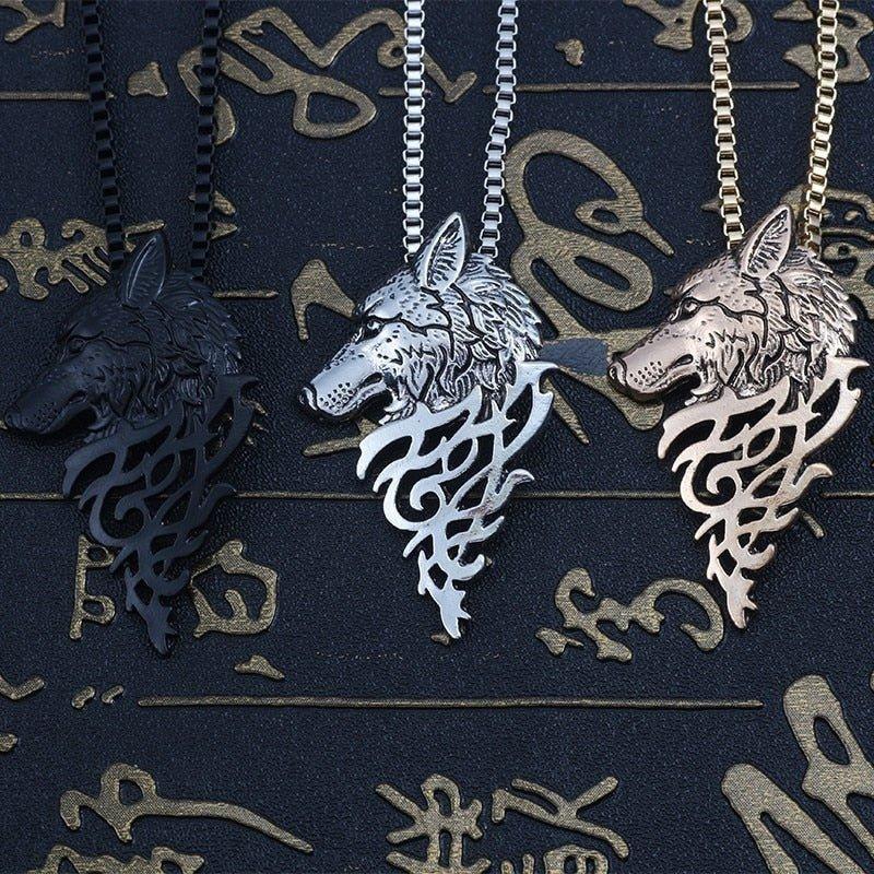 Collier pendentif loup tête plat