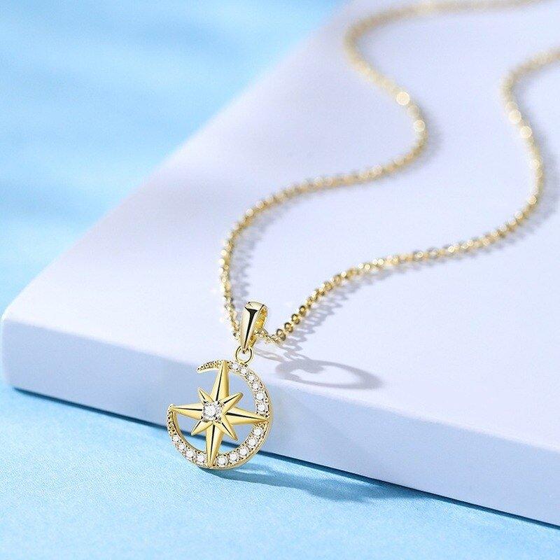 Collier pendentif lune et rose des vents avec strass - MonPendentif