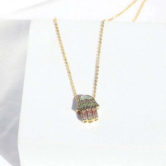 Collier pendentif main de fatma strass multicolore plaqué or