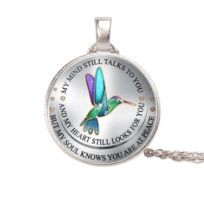 Collier pendentif médaillon colibri bleu en verre - MonPendentif