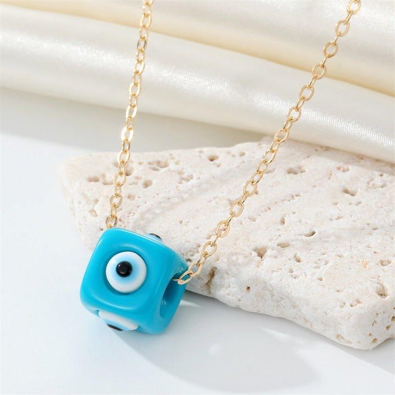 Collier pendentif oeil bleu cube - MonPendentif