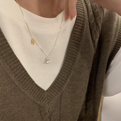 Collier pendentif ourson au repos plaqué argent