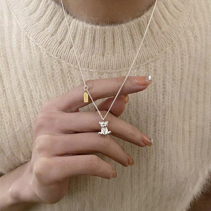 Collier pendentif ourson au repos plaqué argent - MonPendentif