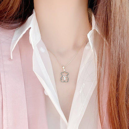 Collier pendentif ourson creux en or 14k