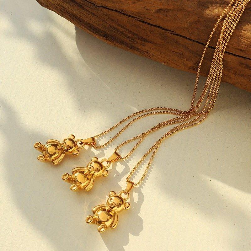 Collier pendentif ourson relief en acier titane