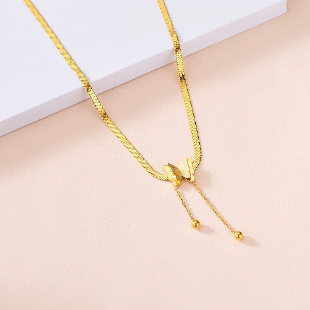 Collier pendentif papillon vintage plaqué or