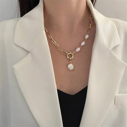 Collier pendentif perles avec chaîne maillons